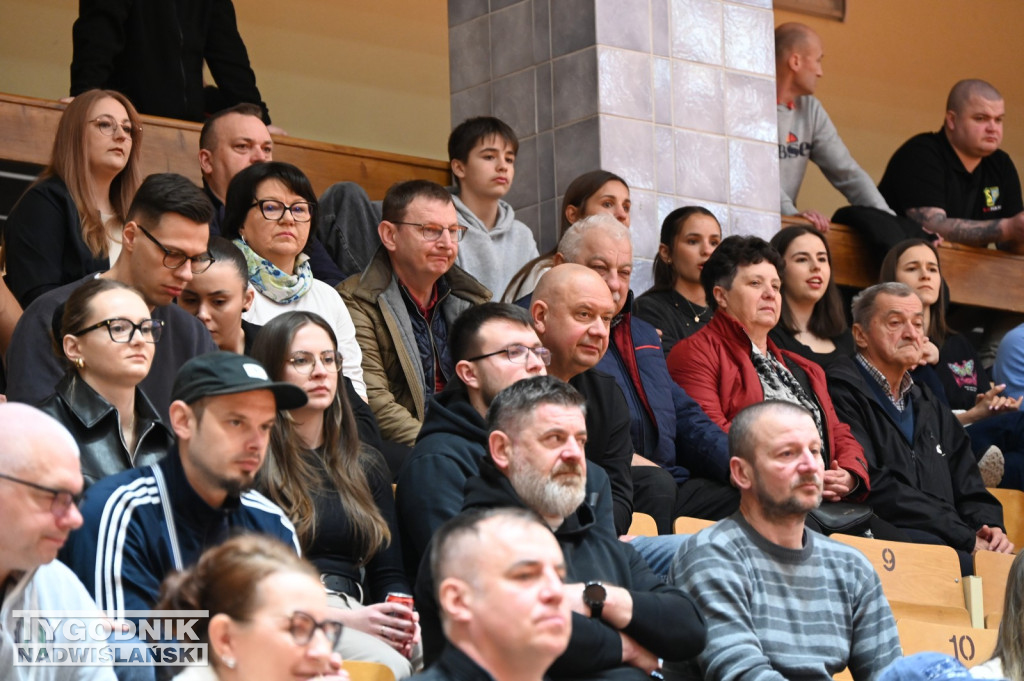 Kibice na meczu MKKS Siarka - AZS Politechnika Gdańska