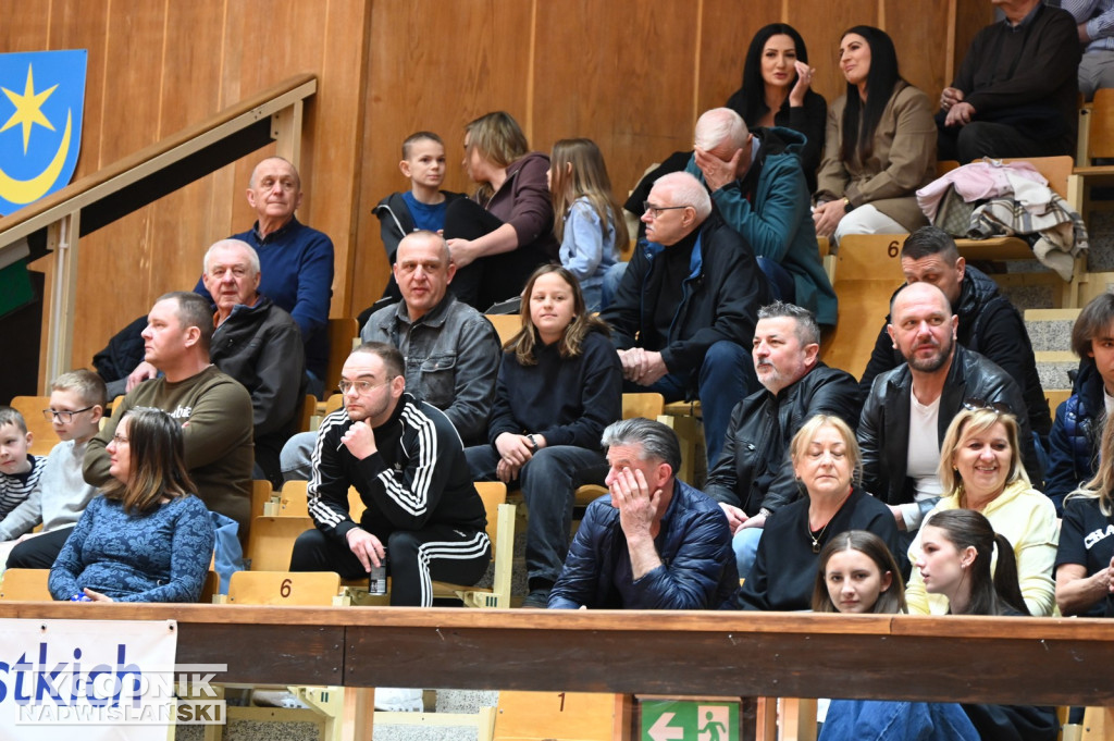 Kibice na meczu MKKS Siarka - AZS Politechnika Gdańska