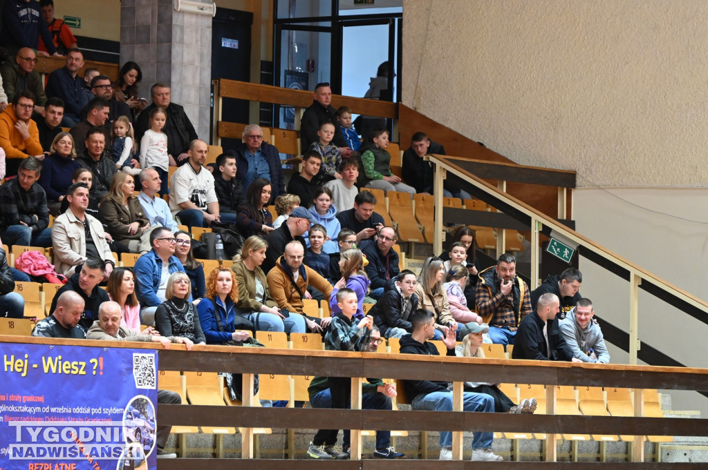 Kibice na meczu MKKS Siarka - AZS Politechnika Gdańska