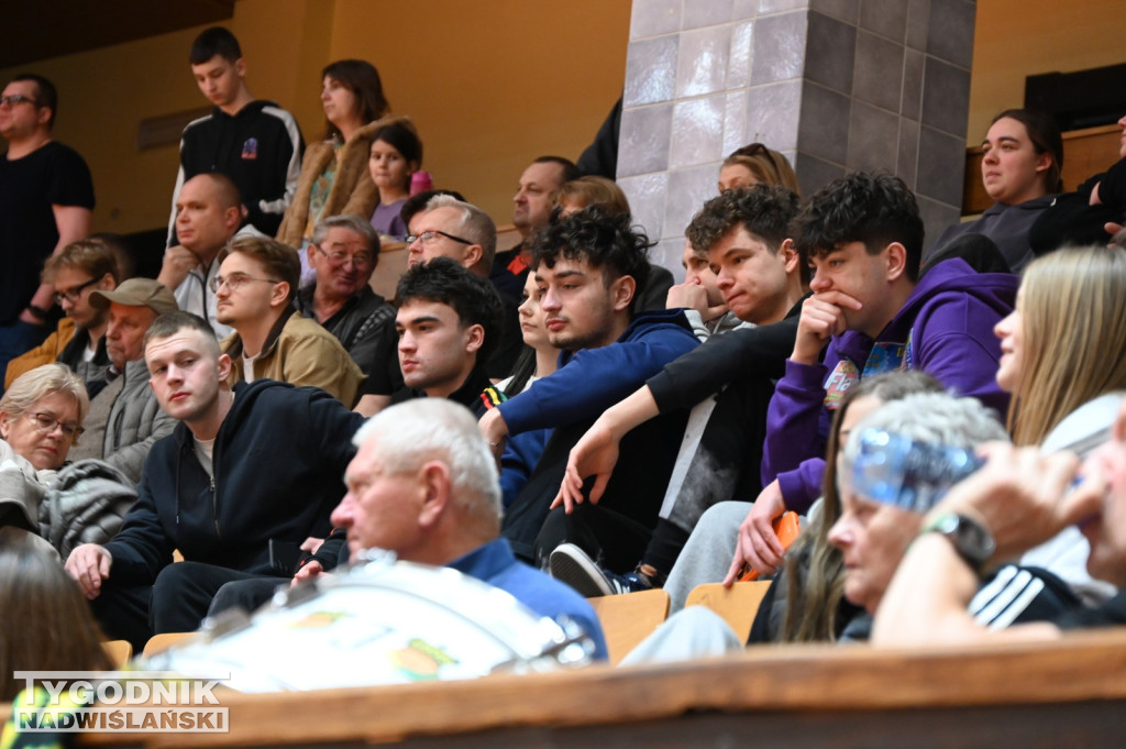 Kibice na meczu MKKS Siarka - AZS Politechnika Gdańska