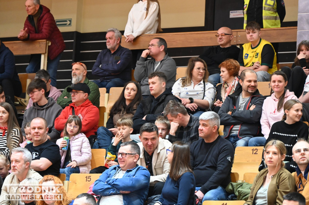 Kibice na meczu MKKS Siarka - AZS Politechnika Gdańska