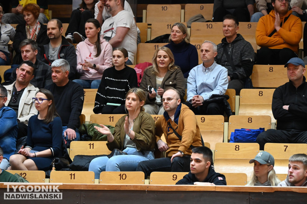 Kibice na meczu MKKS Siarka - AZS Politechnika Gdańska