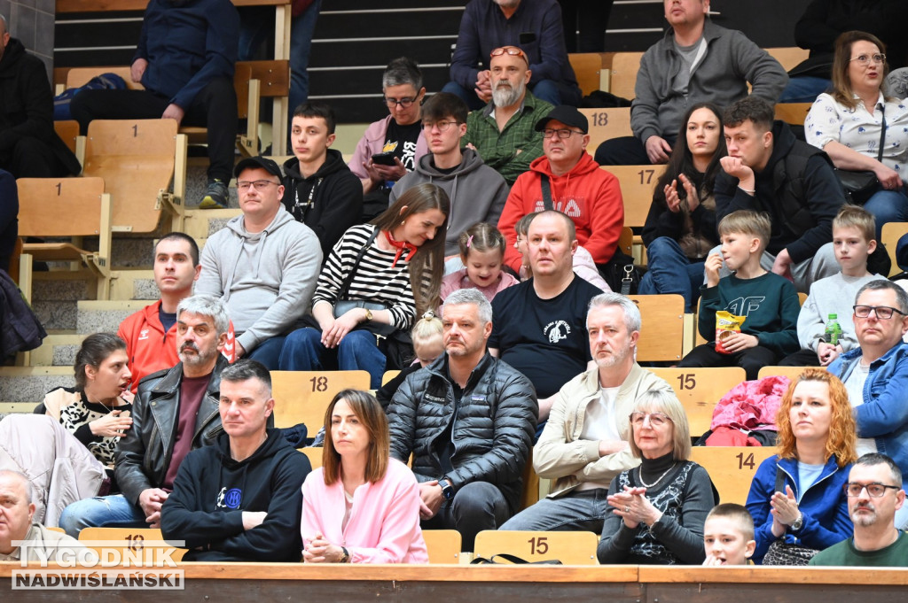 Kibice na meczu MKKS Siarka - AZS Politechnika Gdańska