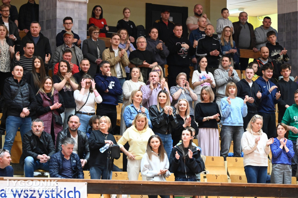 Kibice na meczu MKKS Siarka - AZS Politechnika Gdańska