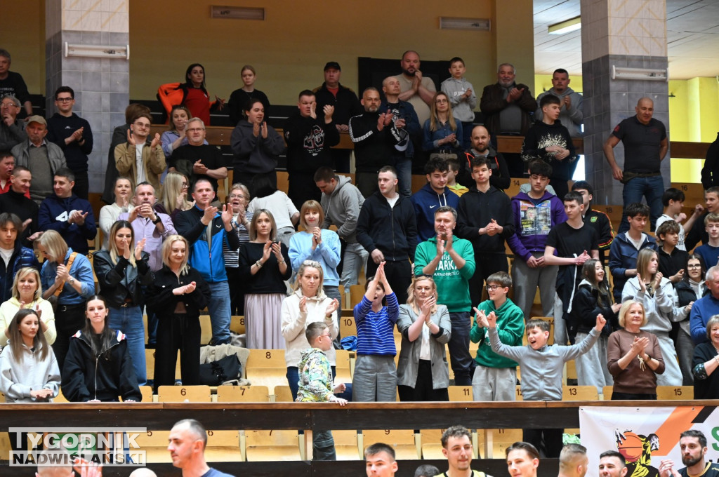 Kibice na meczu MKKS Siarka - AZS Politechnika Gdańska