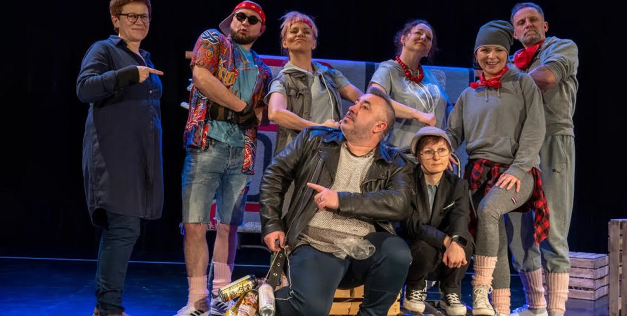 Premiera sztuki „Dziób w Dziób”