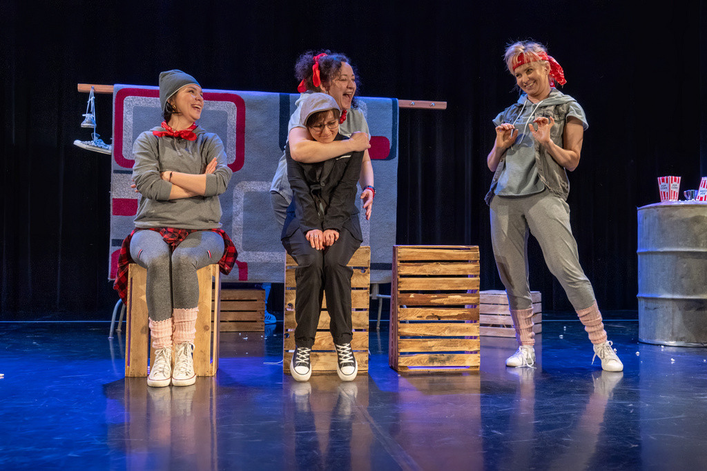 Premiera sztuki „Dziób w Dziób”