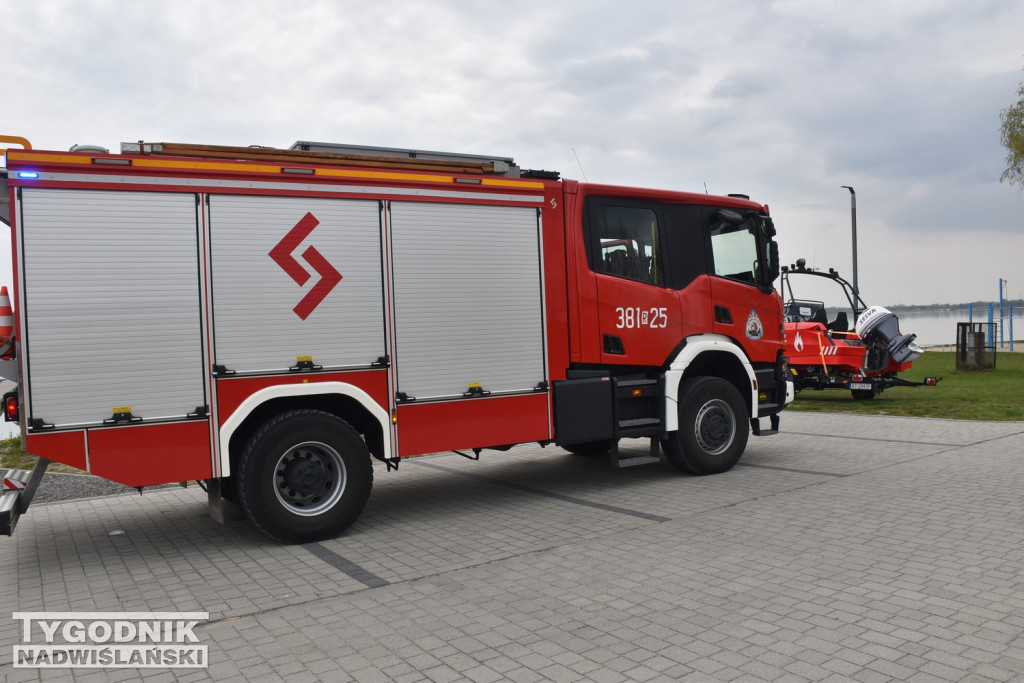 Akcja ratunkowa nad Jeziorem Tarnobrzeskim