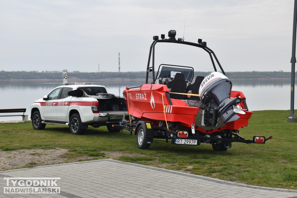 Akcja ratunkowa nad Jeziorem Tarnobrzeskim