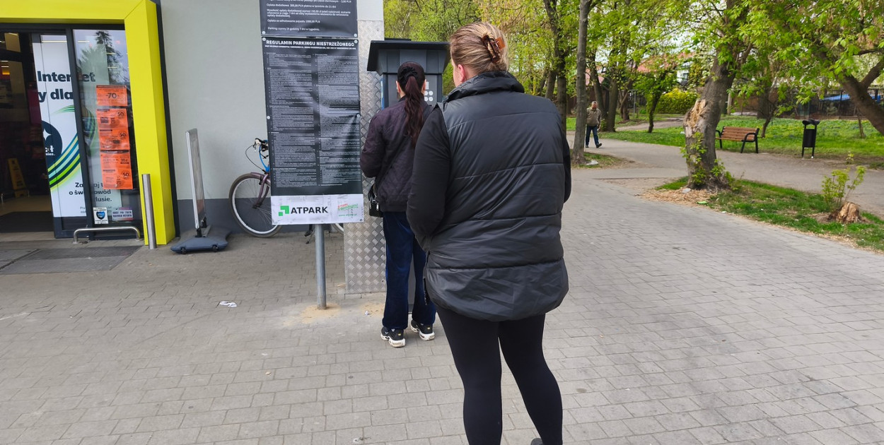 Płatny parking przy Biedronce w Tarnobrzegu
