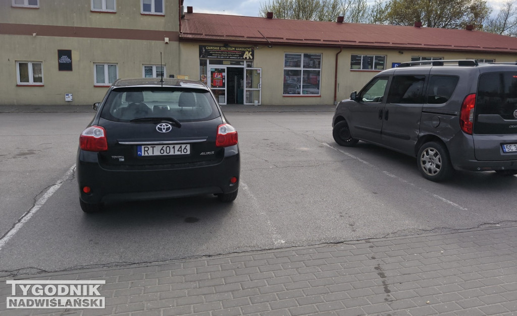 Płatny parking przy Biedronce w Tarnobrzegu