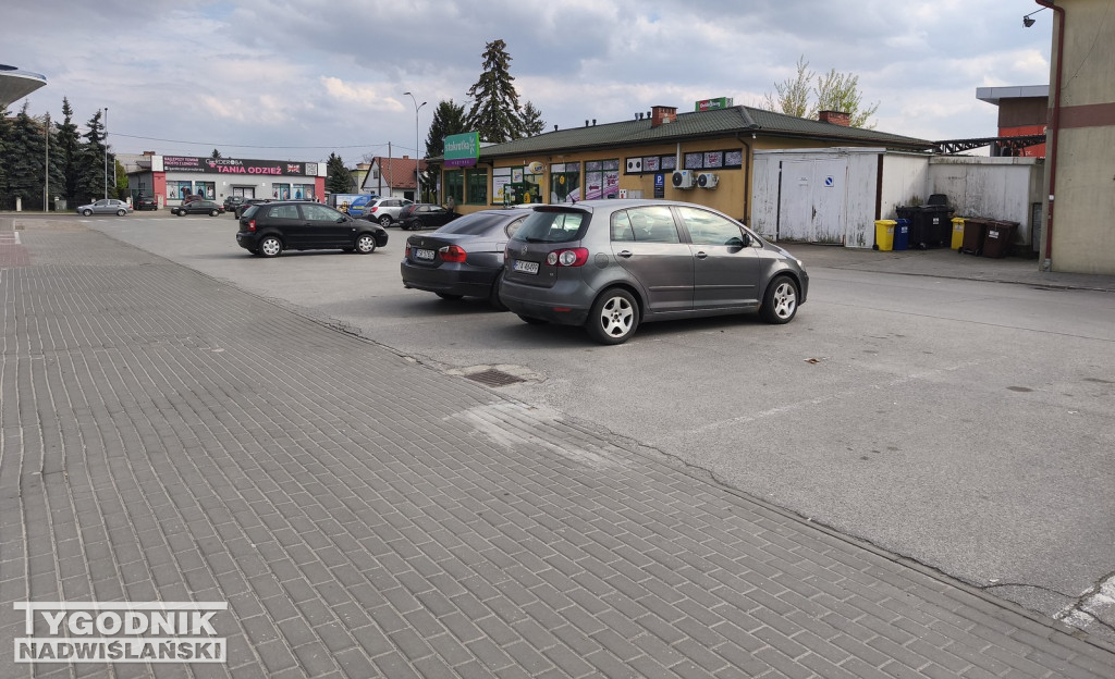Płatny parking przy Biedronce w Tarnobrzegu
