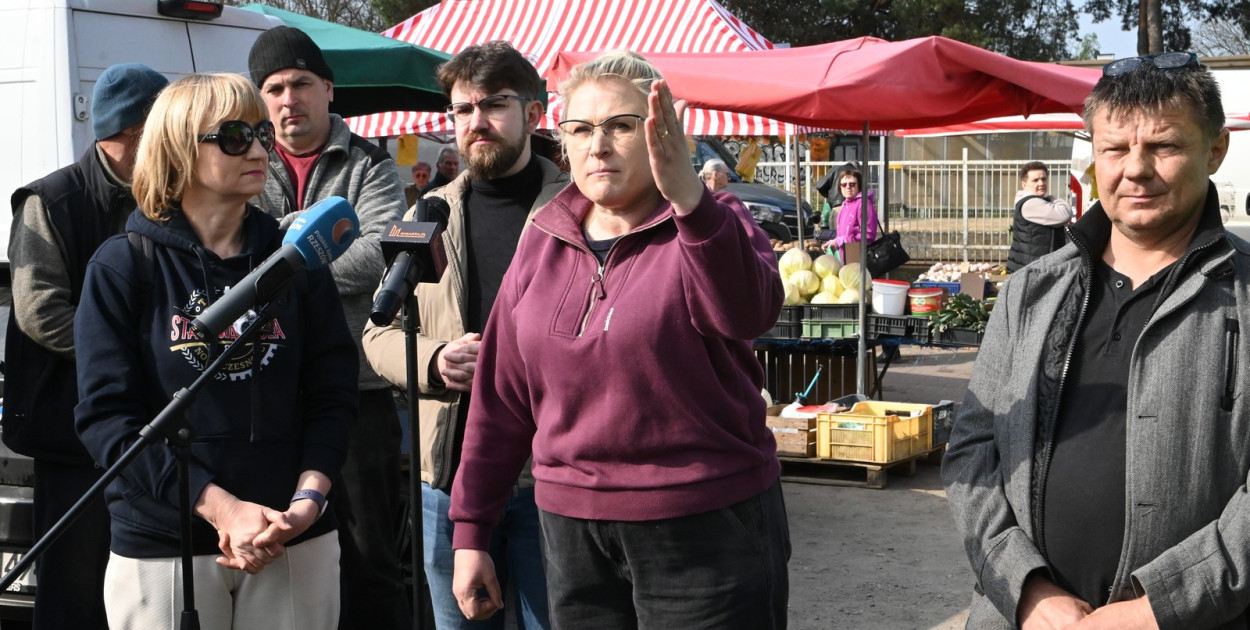 Spotkanie na targowisku w Stalowej Woli