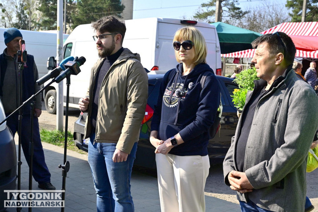 Spotkanie na targowisku w Stalowej Woli