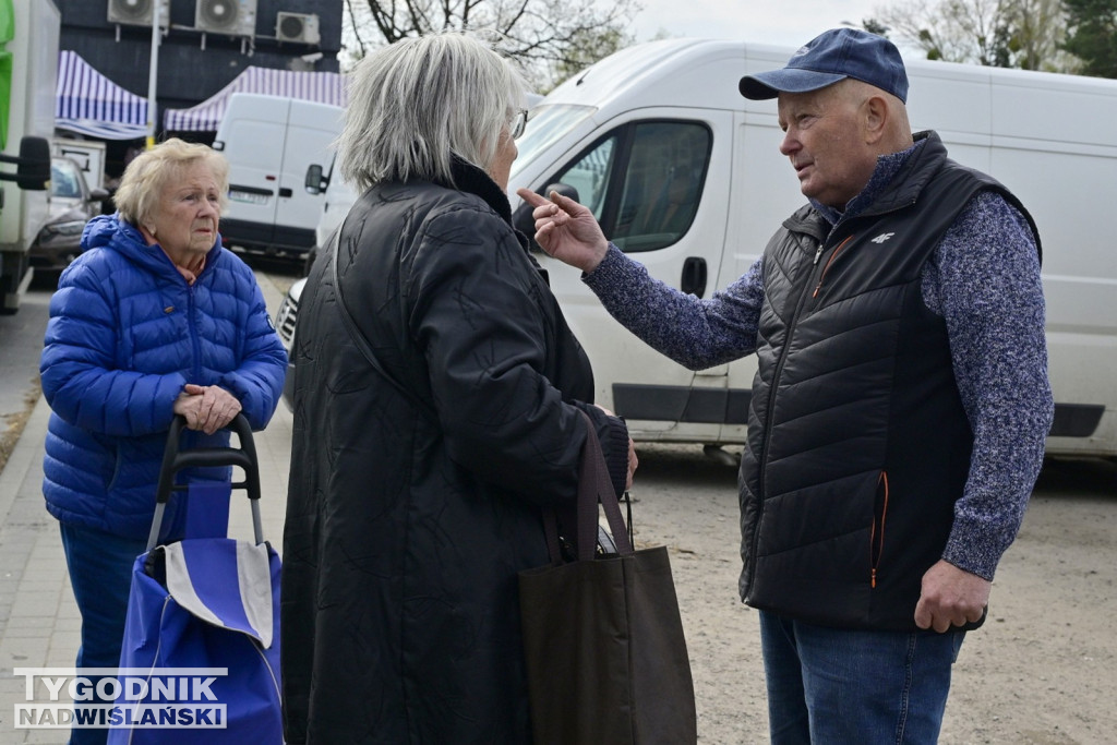 Spotkanie na targowisku w Stalowej Woli