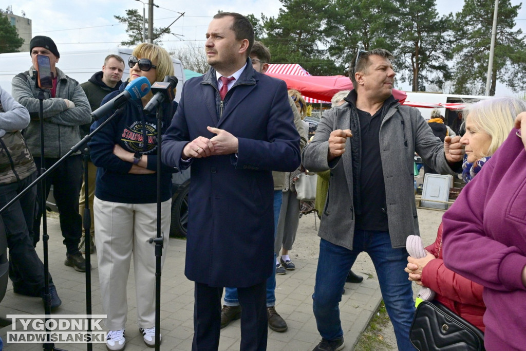 Spotkanie na targowisku w Stalowej Woli