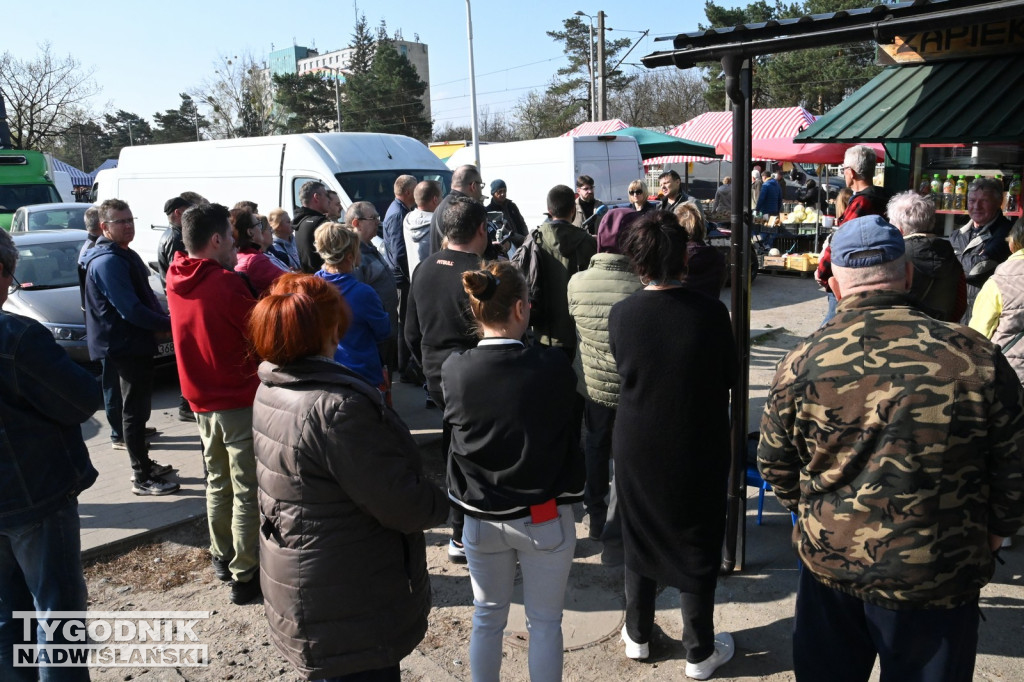 Spotkanie na targowisku w Stalowej Woli