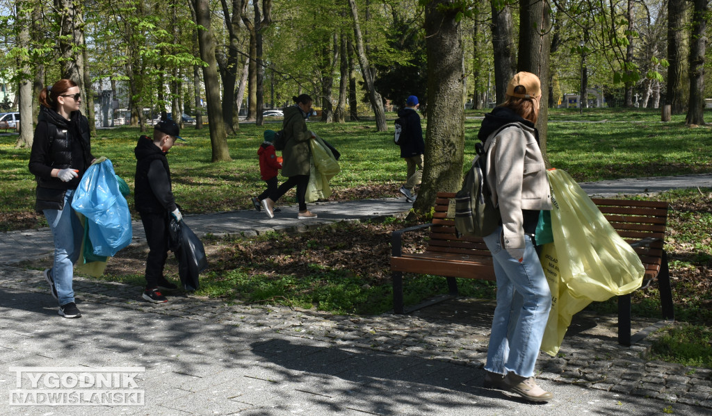 Akcja „Wspólnie sprzątaMY Sandomierz”