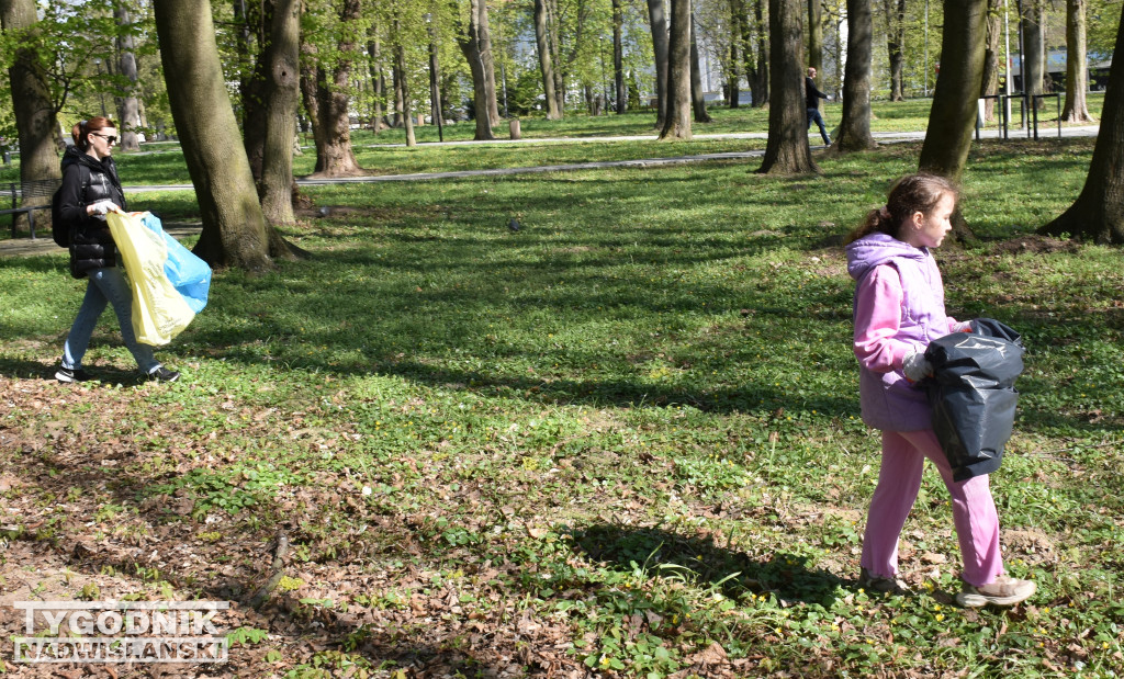 Akcja „Wspólnie sprzątaMY Sandomierz”