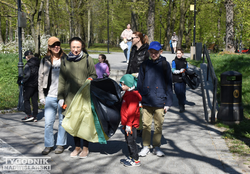 Akcja „Wspólnie sprzątaMY Sandomierz”