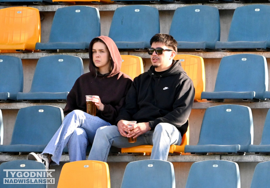 Zdjęcia kibiców mecz Siarka - Czarni
