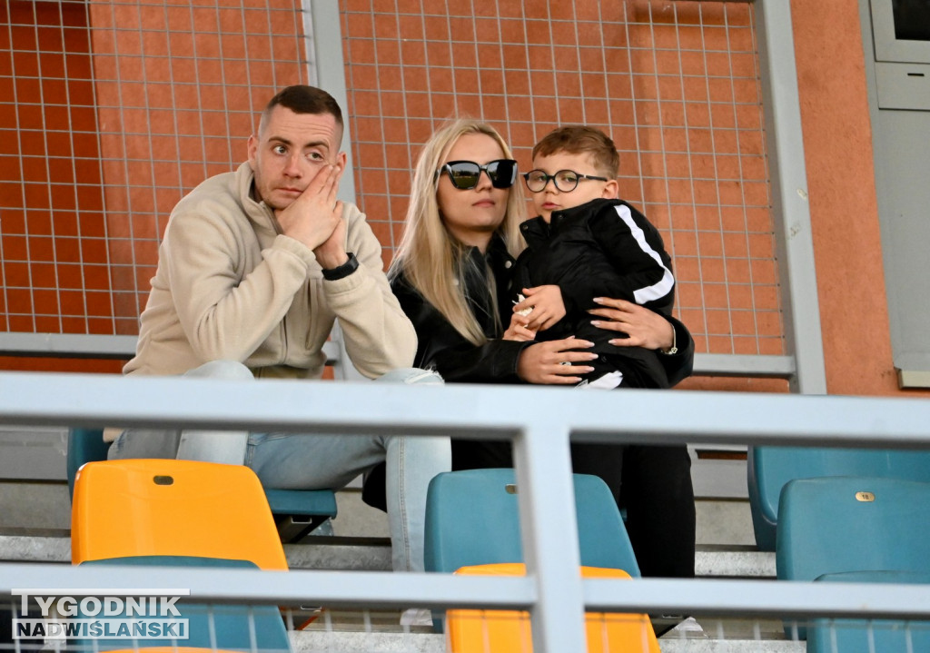 Zdjęcia kibiców mecz Siarka - Czarni