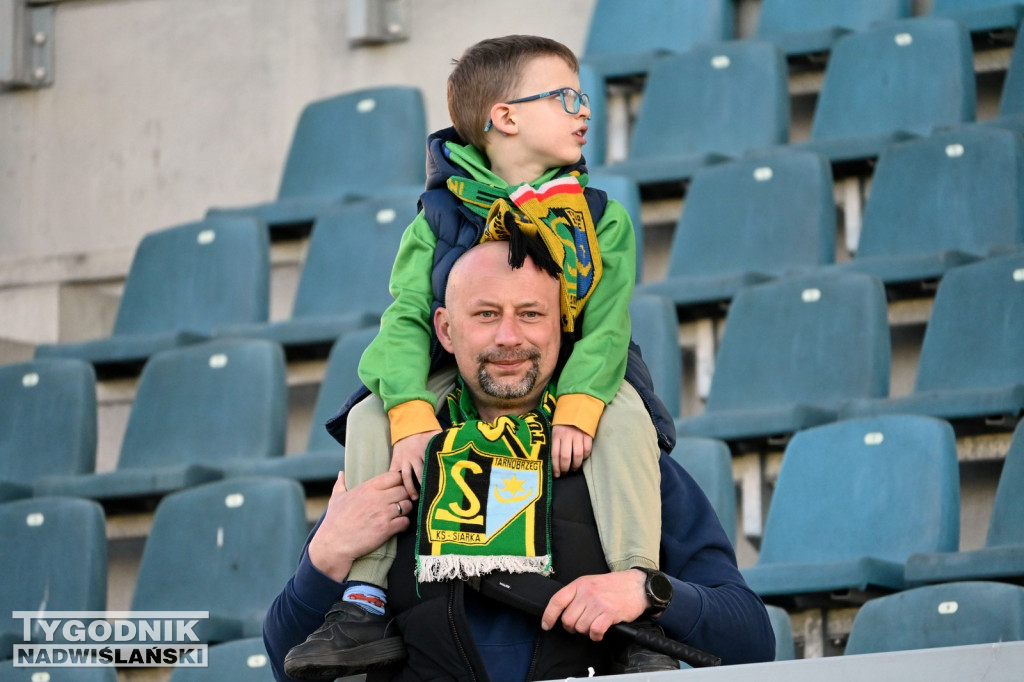 Zdjęcia kibiców mecz Siarka - Czarni