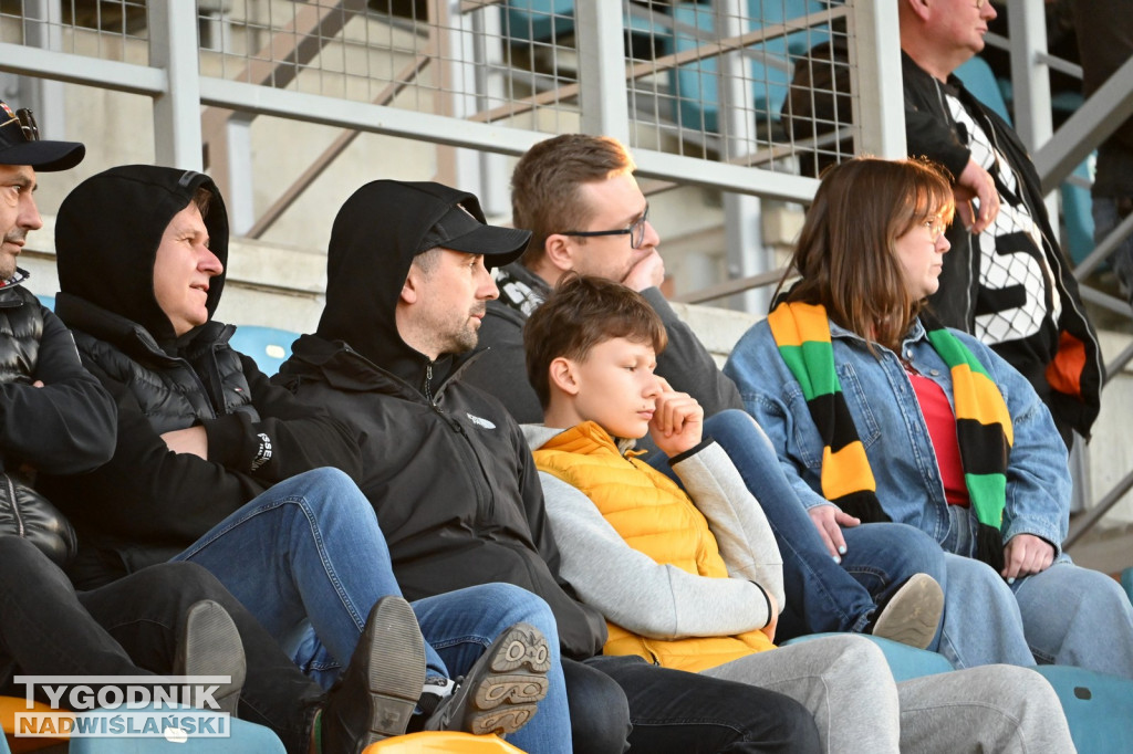 Zdjęcia kibiców mecz Siarka - Czarni