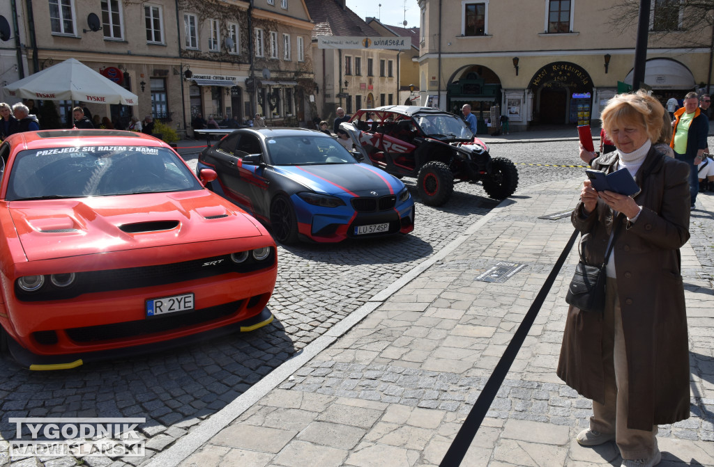 Piknik charytatywno-motoryzacyjny w Sandomierzu