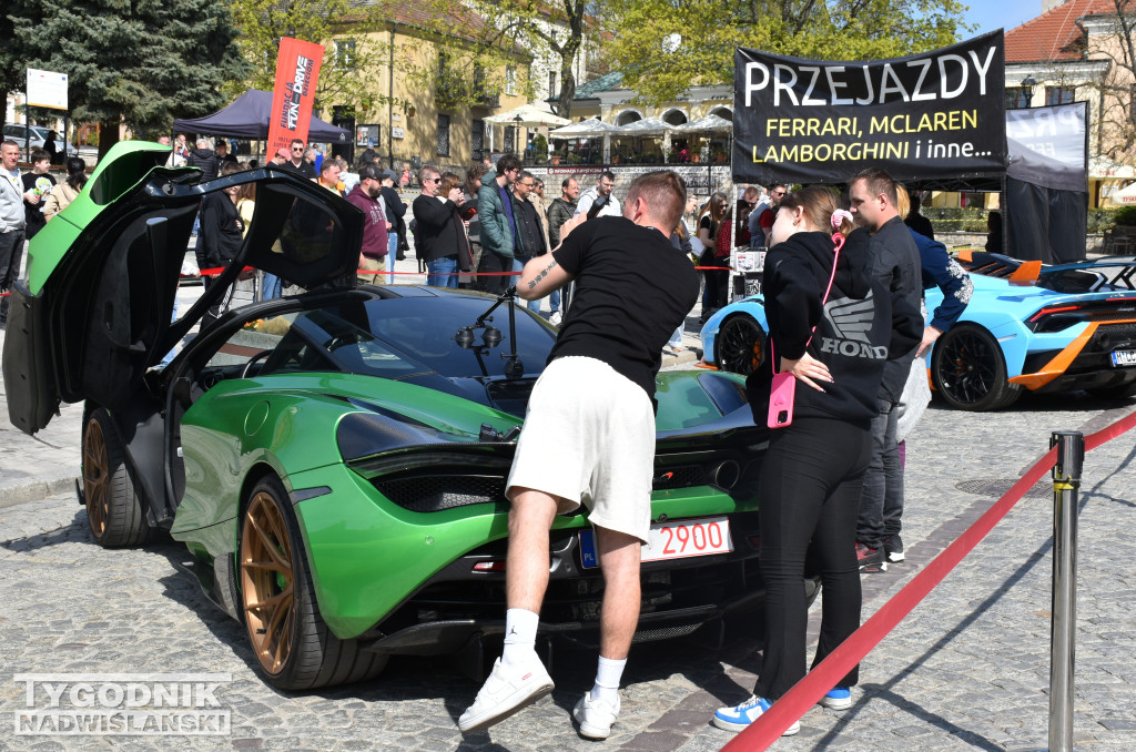 Piknik charytatywno-motoryzacyjny w Sandomierzu