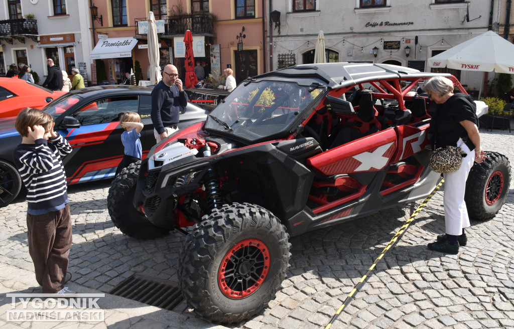 Piknik charytatywno-motoryzacyjny w Sandomierzu