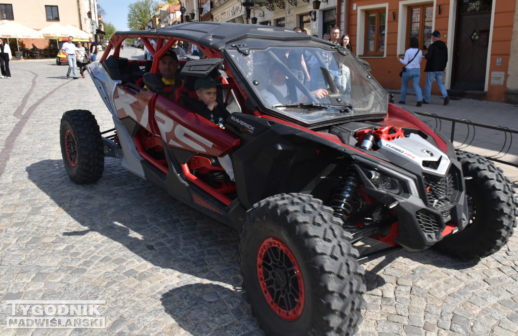 Piknik charytatywno-motoryzacyjny w Sandomierzu