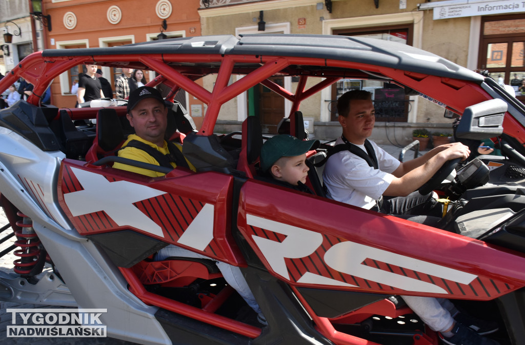 Piknik charytatywno-motoryzacyjny w Sandomierzu