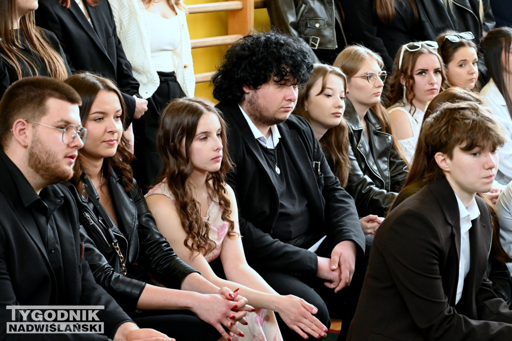 Pożegnanie maturzystów w tarnobrzeskim Rolniku