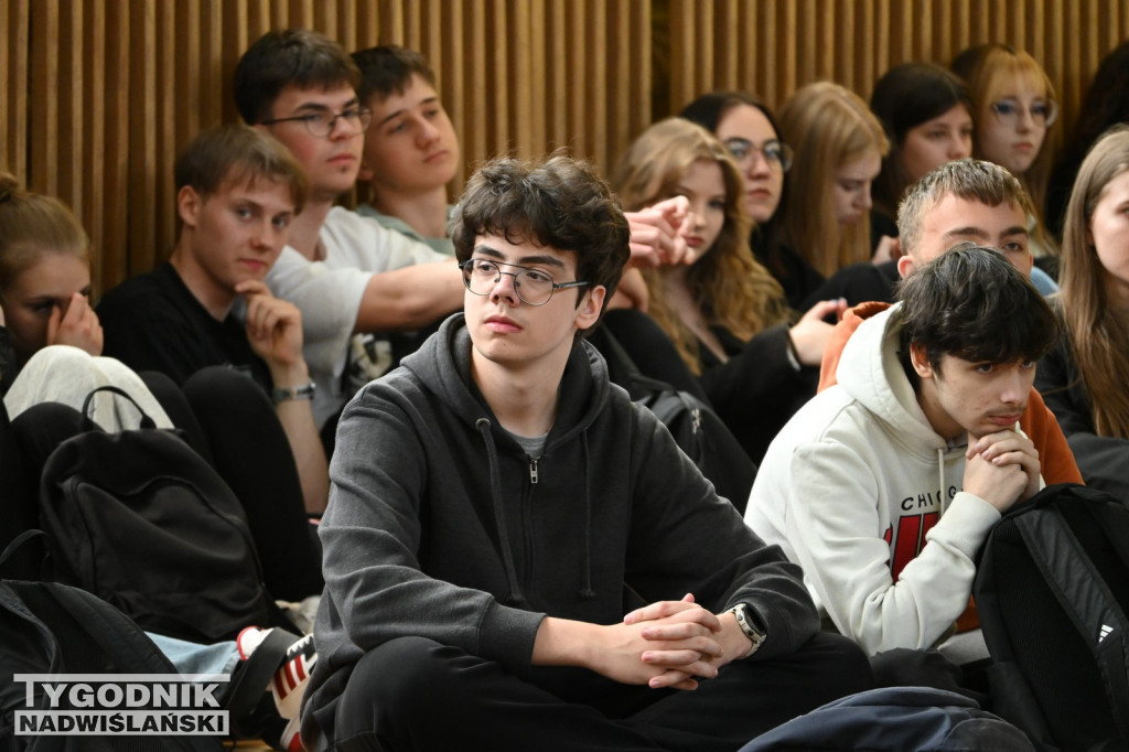 Pożegnanie maturzystów w tarnobrzeskim Rolniku