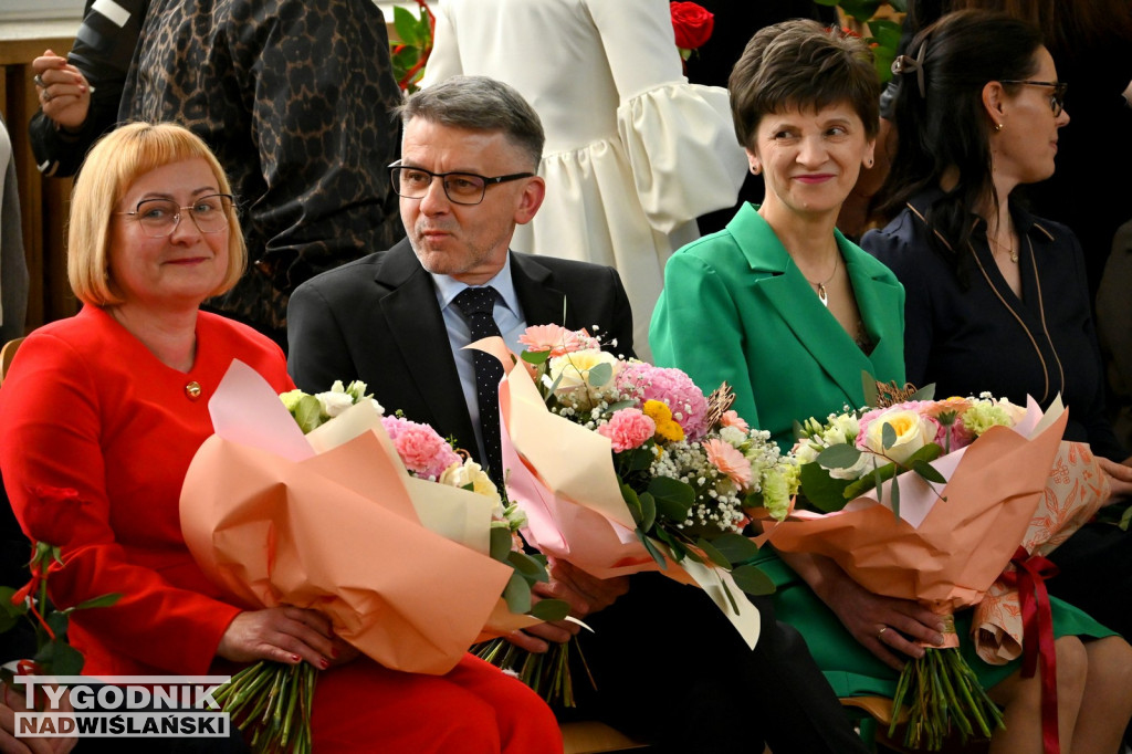 Pożegnanie maturzystów w tarnobrzeskim Rolniku