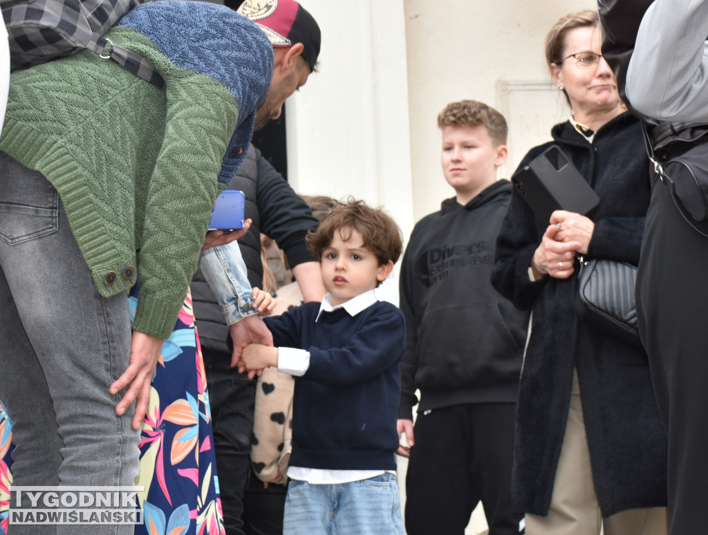 Pojedynek na wiedzę Gabrysia i robota