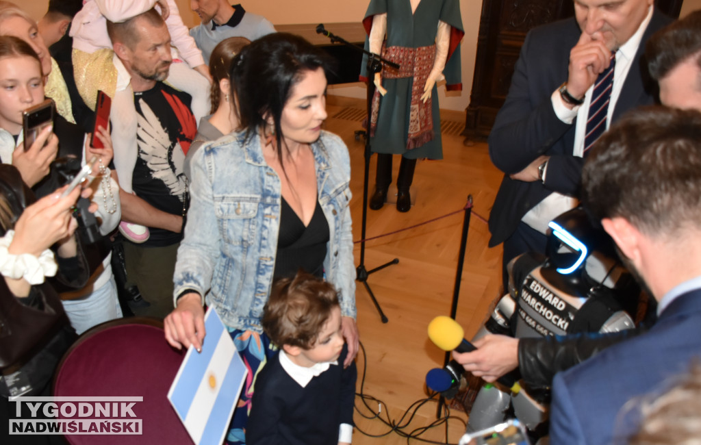 Pojedynek na wiedzę Gabrysia i robota