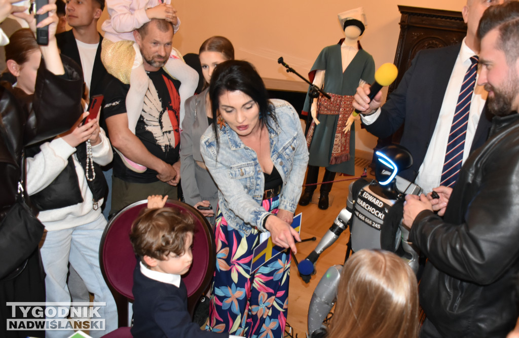 Pojedynek na wiedzę Gabrysia i robota