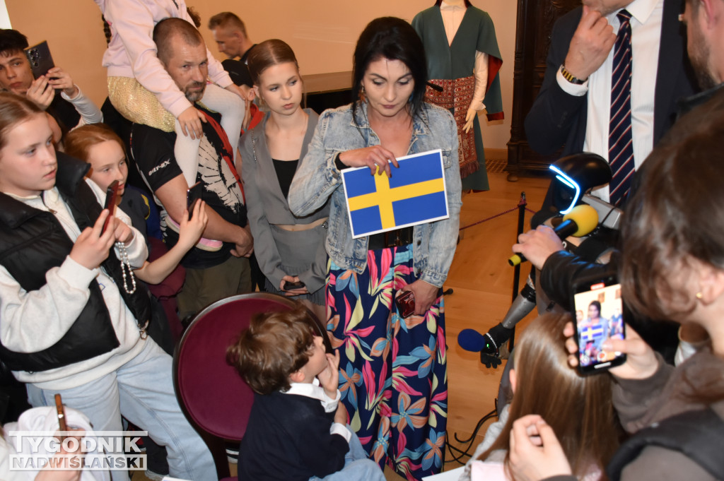 Pojedynek na wiedzę Gabrysia i robota