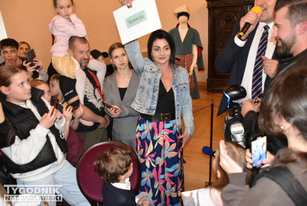 Pojedynek na wiedzę Gabrysia i robota