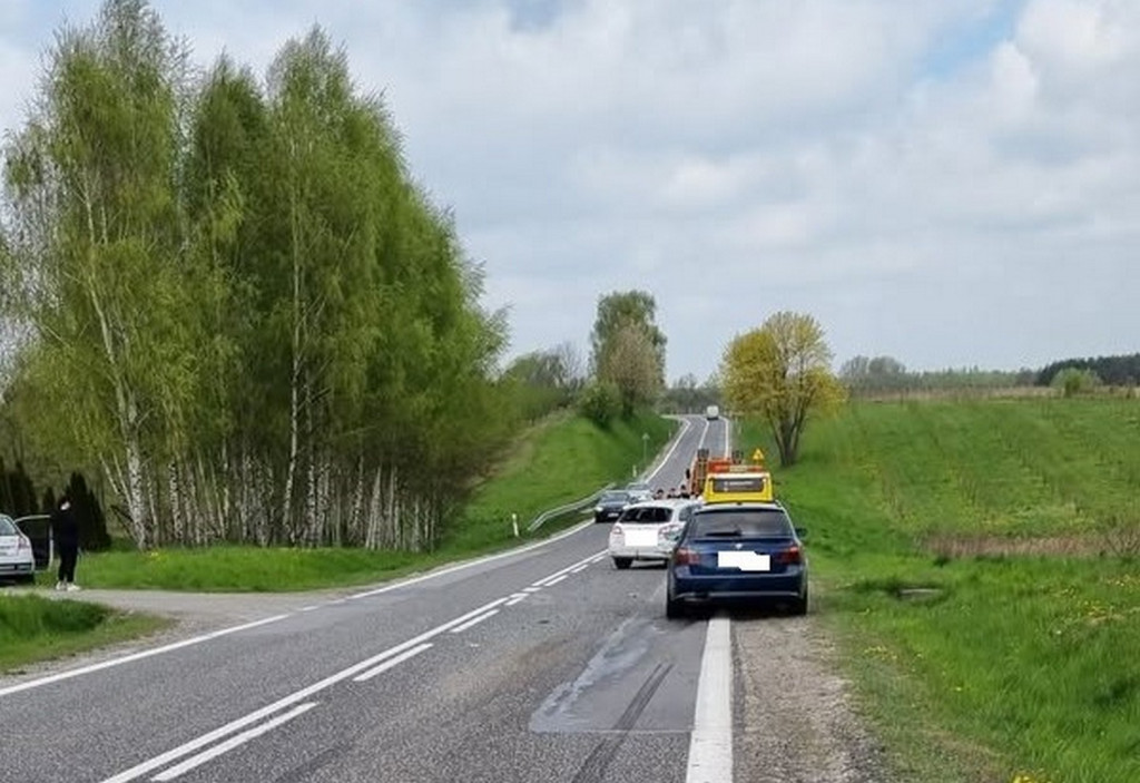 Wypadek na DK9 w Suliszowie