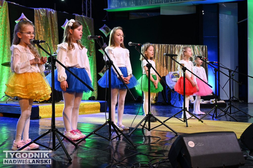 WENA II Tarnobrzeski Przegląd Piosenki - występy przedszkolaków