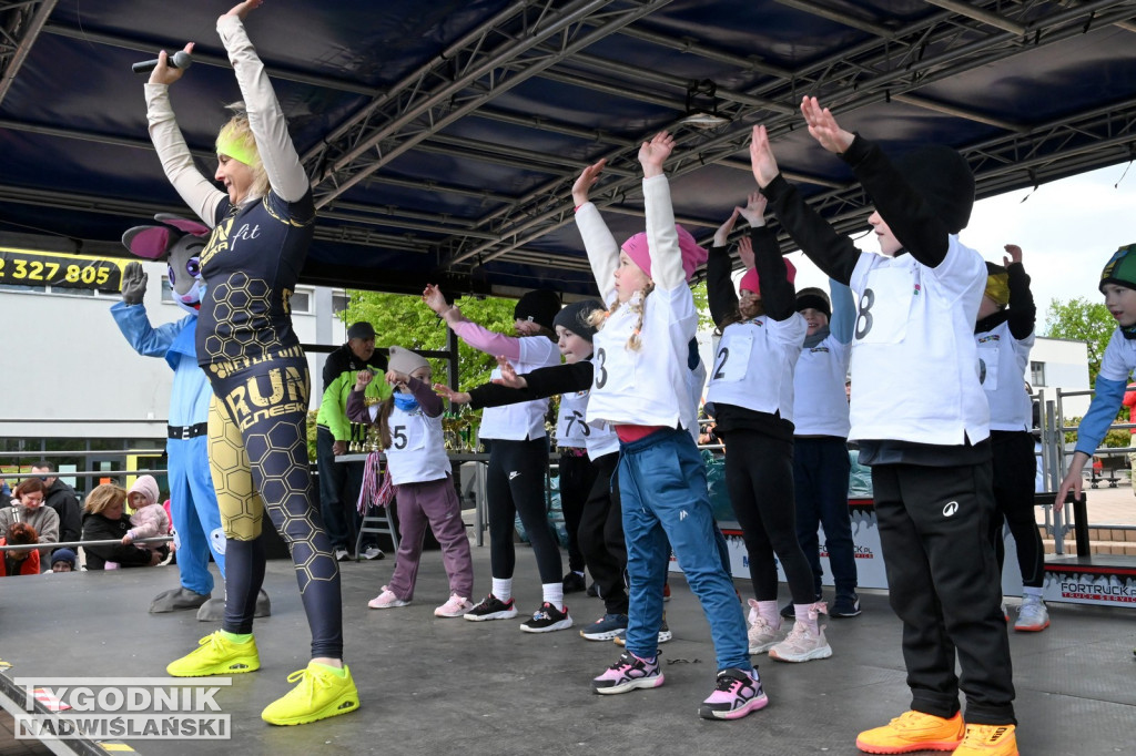 Sztafeta Przedszkolaków podczas 45. Biegu Siarkowca