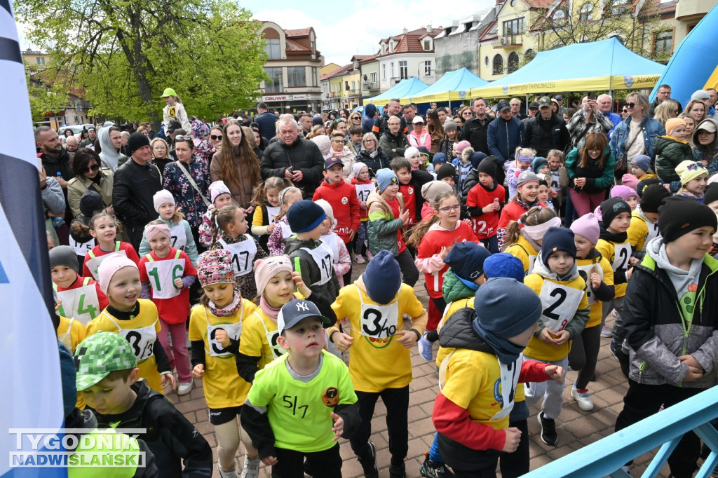 Sztafeta Przedszkolaków podczas 45. Biegu Siarkowca