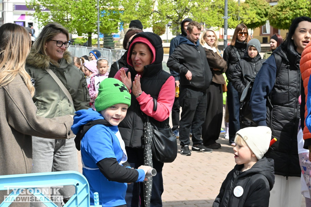 Sztafeta Przedszkolaków podczas 45. Biegu Siarkowca