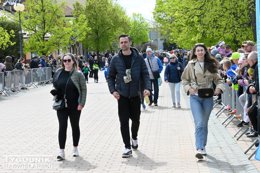 Sztafeta Przedszkolaków podczas 45. Biegu Siarkowca