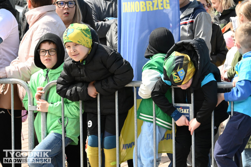 Sztafeta Przedszkolaków podczas 45. Biegu Siarkowca