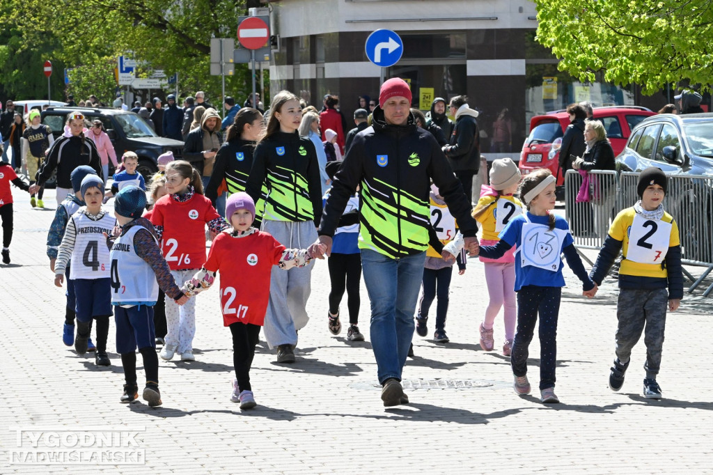 Sztafeta Przedszkolaków podczas 45. Biegu Siarkowca