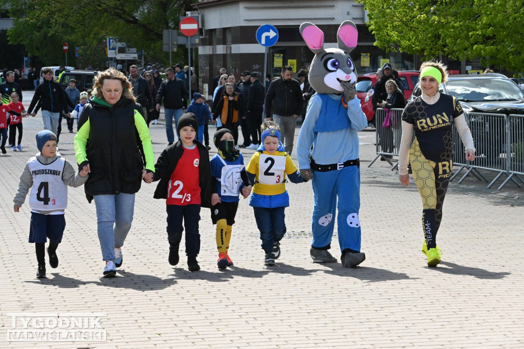 Sztafeta Przedszkolaków podczas 45. Biegu Siarkowca